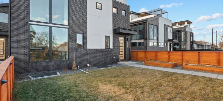 丹佛野马队体育场&红岩豪华4卧5卫天际线屋顶度假屋(Luxury Denver Retreat 4Br 5BA Skyline Rooftop Near Broncos Stadium & Red Rocks)图片