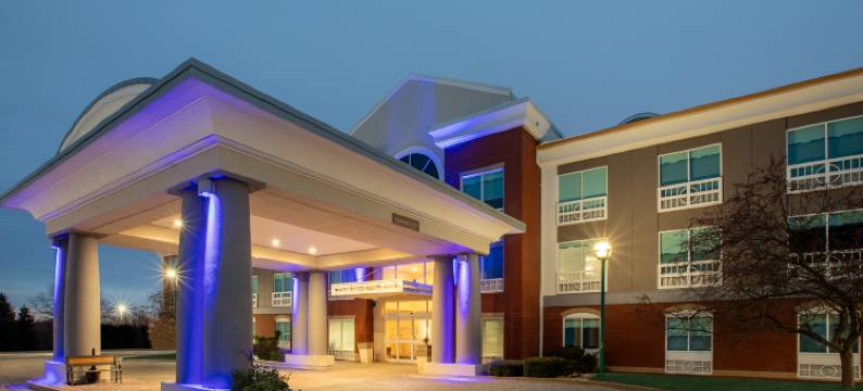 智选假日套房酒店大急流北(Holiday Inn Express & Suites GRAND RAPIDS-NORTH by IHG)图片