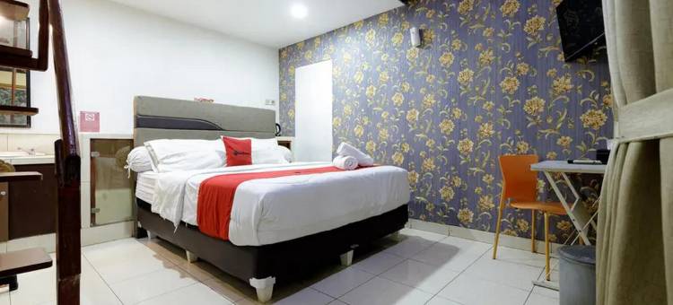 红多兹Plus酒店-近茨布布尔主题公园2号(RedDoorz Plus Near Trans Studio Cibubur 2)图片
