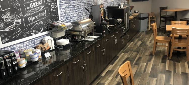 明尼苏达克鲁克斯顿美吟温德姆酒店(AmericInn by Wyndham Crookston U of M Crookston)图片