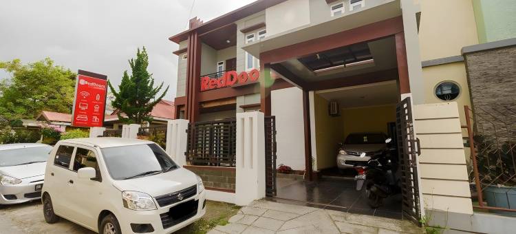 红多兹伊斯兰酒店-近武吉丁宜2号钟楼(RedDoorz Syariah Near Jam Gadang Bukittinggi 2)图片