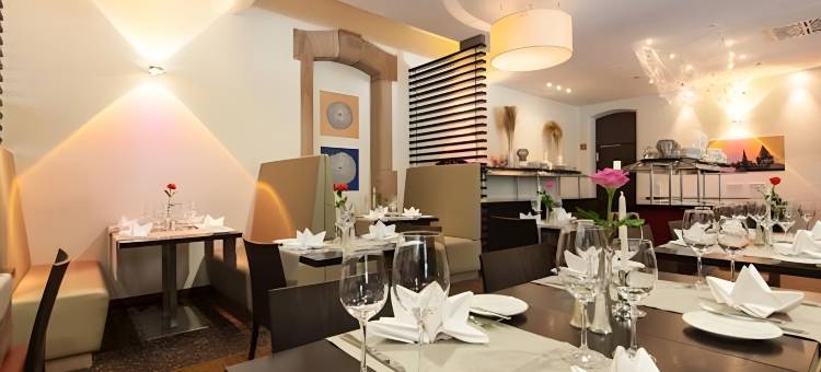 挪威纳提尔酒店(Novina Hotel Tillypark)图片