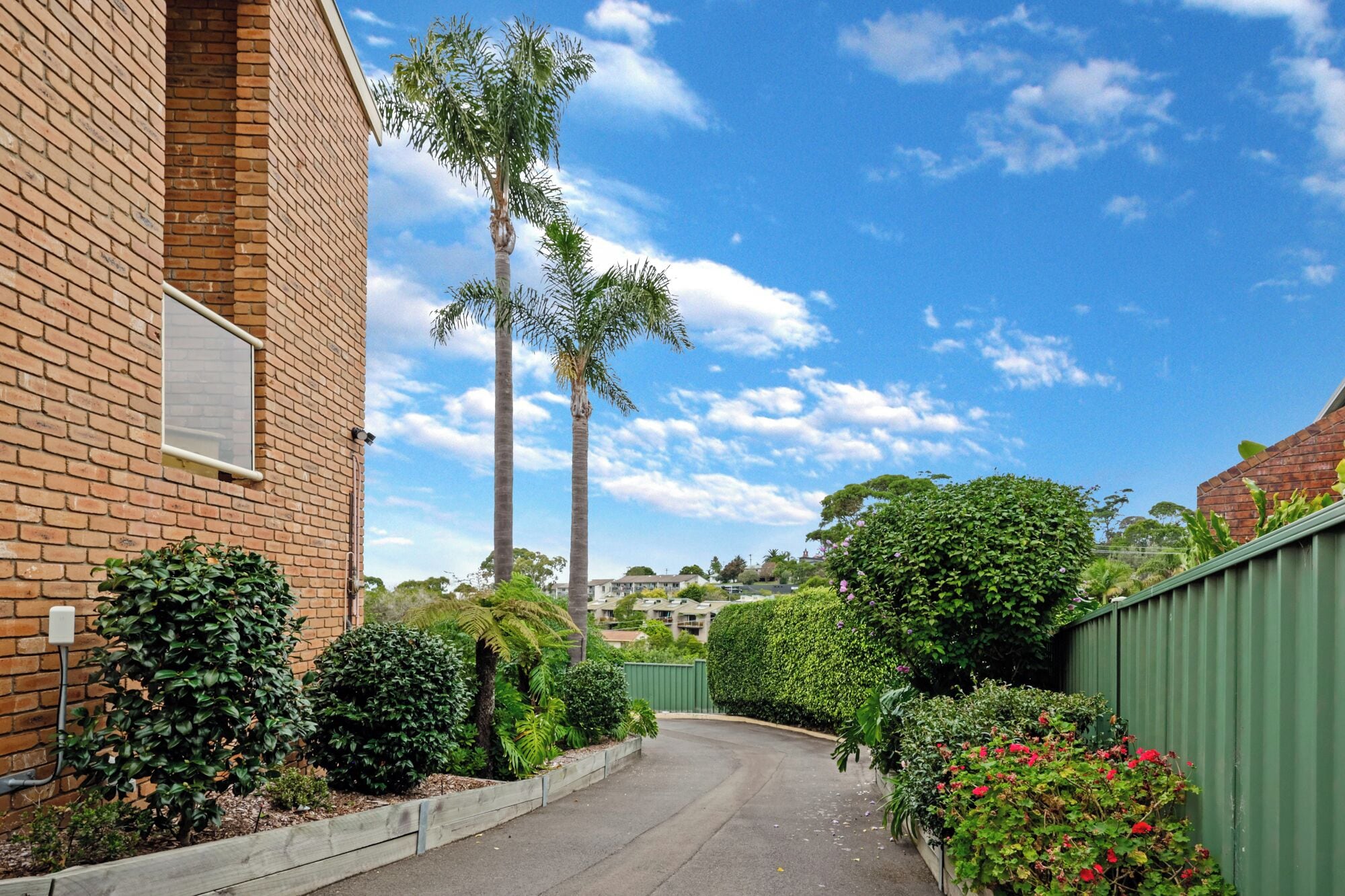 Sapphire Waters Motor Inn Over view