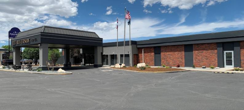 河畔酒店(Riverside Hotel)图片