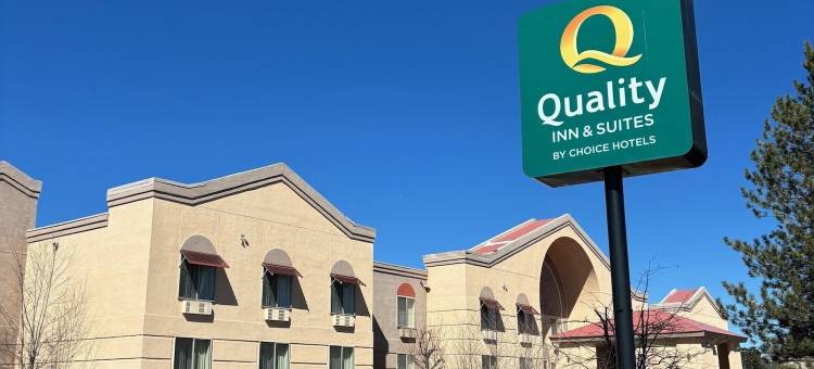 法明顿凯艺套房酒店(Quality Inn & Suites Farmington)图片