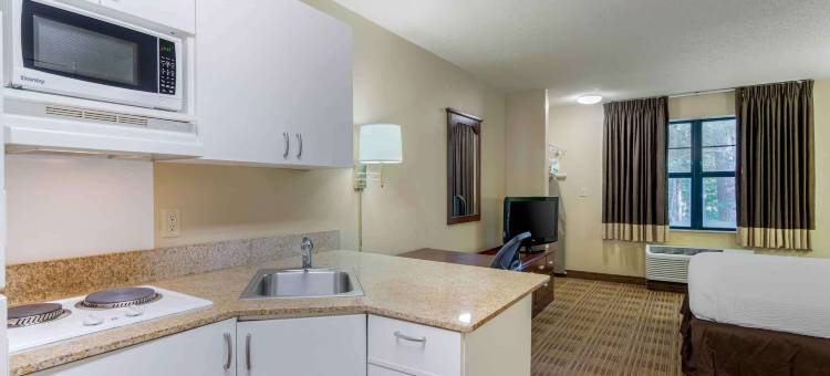 美国长住精选套房 - 亚特兰大 - 阿尔普哈雷塔- 洛克米尔路(Extended Stay America Select Suites - Atlanta - Alpharetta - Rock Mill Rd)图片