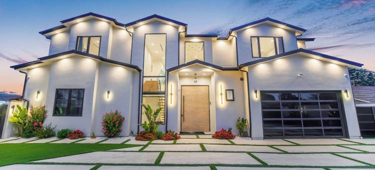 卡利法别墅 - 度假村风格生活，带私人泳池、水疗和剧院(Villa Califa - Resort-style Living w/ Private Pool, Spa & Theater)图片