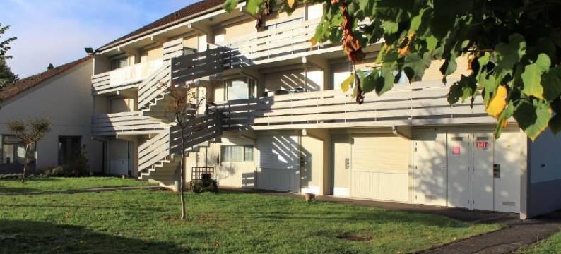 布里特舒适酒店阿姆帕林佩里格东(Brit hôtel Confort Ampaline Périgueux Est)图片