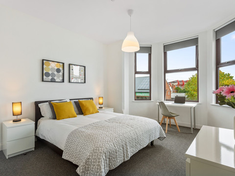 诺丁汉河之客房酒店