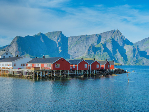 伊莲森罗布尔酒店