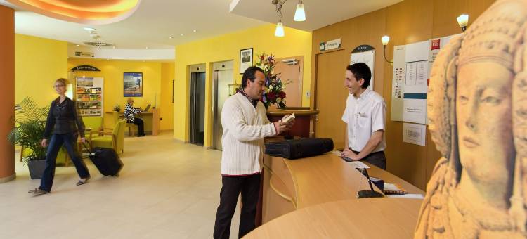 宜必思埃尔切酒店(Ibis Elche)图片