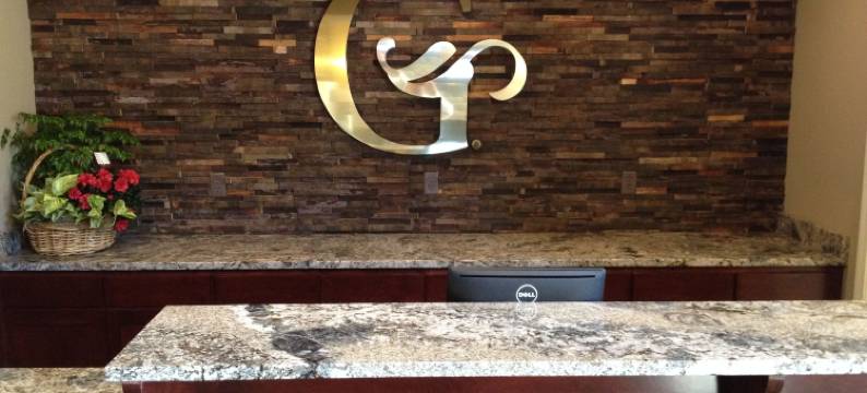 格伦伍德格兰德斯德套房酒店(GrandStay Hotel & Suites - Glenwood)图片