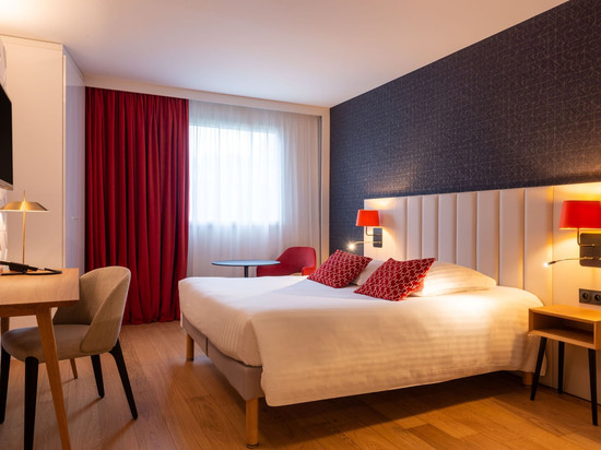 拉米劳特布雷斯特酒店