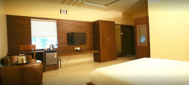 萨加尔沙洛伊酒店(Hotel Saroj Sagar Madhya Pradesh)图片