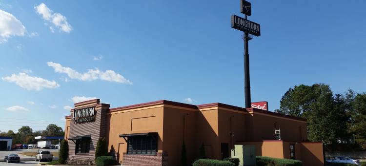 希尔顿欢朋酒店-科默斯(Hampton Inn Commerce)图片