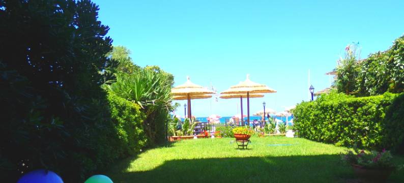 卡捷琳娜海滨一室公寓式酒店(Katerina Seaside Studios)图片