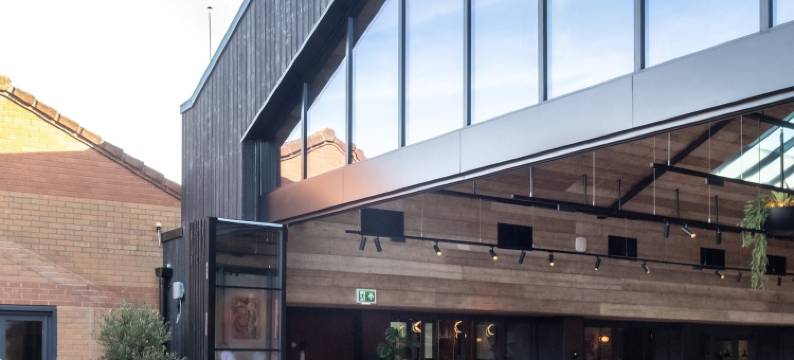 伯利苑休闲酒店(Burleigh Court Hotel and Leisure)图片