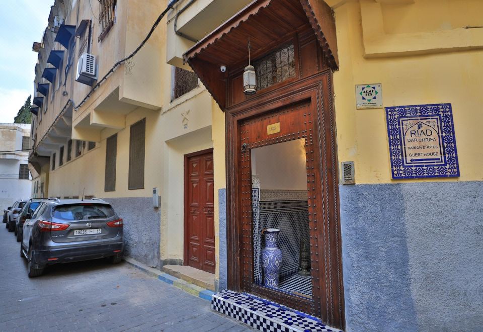 Riad Dar Chrifa Hotel Overview