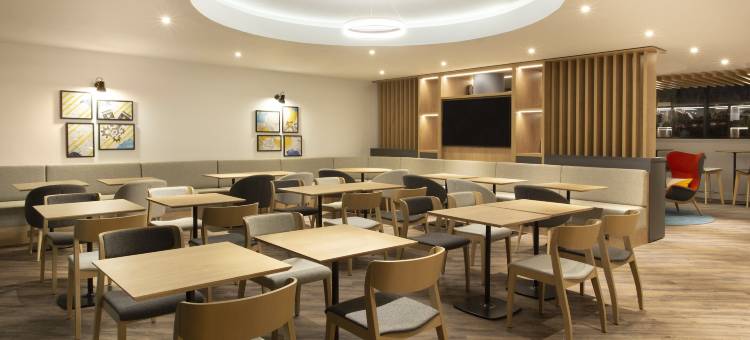 切尔滕纳姆中心智选假日酒店(Holiday Inn Express Cheltenham Town Centre)图片