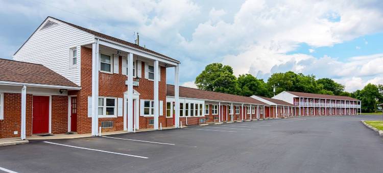 伍德斯托克伊克诺旅馆 - 雪伦多亚河谷 I-81(Econo Lodge Woodstock - Shenandoah Valley I-81)图片