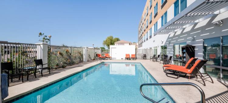 凤凰城机场北智选假日套房(Holiday Inn Express & Suites Phoenix - Airport North)图片