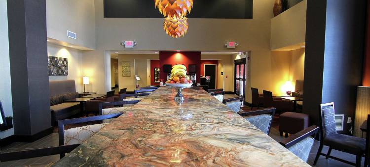 大福克斯欢朋酒店及套房(Hampton Inn & Suites Grand Forks)图片