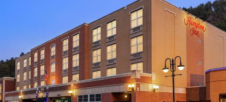 天丽兹度假村欢朋酒店(Hampton Inn Deadwood at Tin Lizzie Gaming Resort)图片