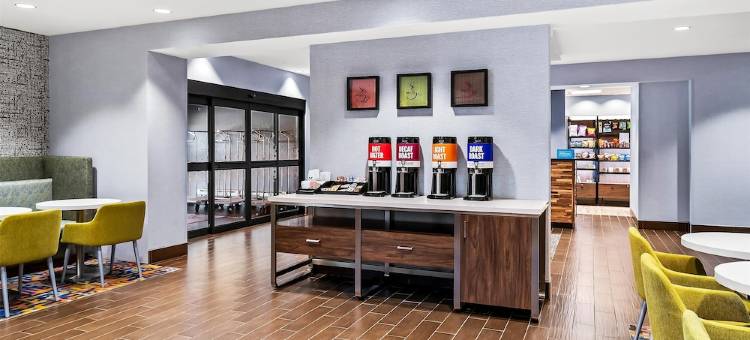 希尔顿欢朋酒店-奥马哈西道奇路-老磨坊(Hampton Inn Omaha/West Dodge Road (Old Mill))图片