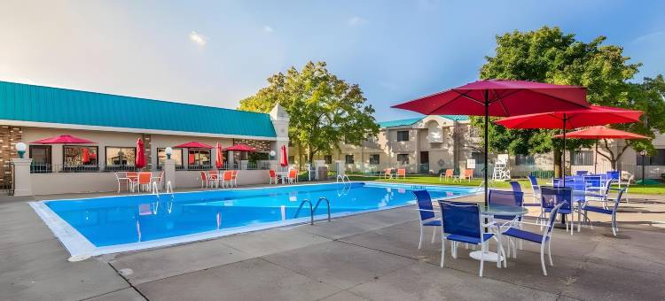 卡尤加布鲁酒店(Cayuga Blu)图片