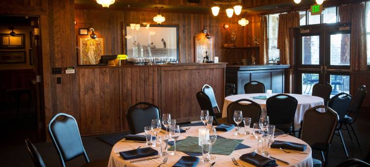 麦曼纳明斯吉尔哈特酒店(McMenamins Gearhart Hotel)图片