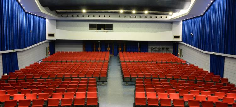 TH 蒂勒尼亚 - 绿色公园美居度假村(TH Tirrenia - Green Park Resort)图片