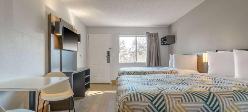 加州海沃德6号汽车旅馆-硅谷门户(Motel 6 Hayward, CA- Silicon Valley Gateway)图片