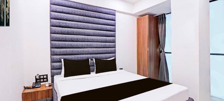 Hotel O Althan Formerly Hotel Niraant图片