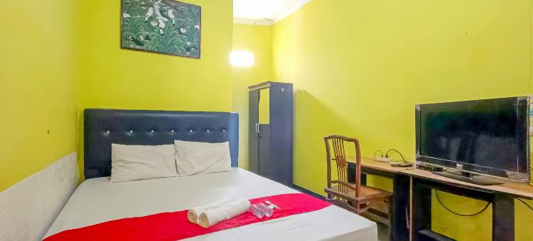 OYO 92998威路登客栈(Wiludjeng Guest House Syariah Near Alun Alun Sragen Mitra RedDoorz)图片