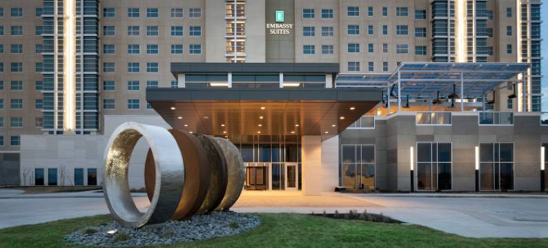堪萨斯城奥拉西希尔顿安泊酒店(Embassy Suites by Hilton Kansas City Olathe)图片