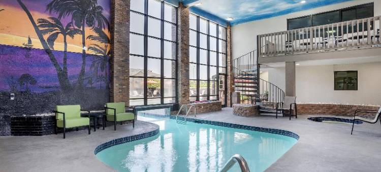 格林伍德贝斯特韦斯特SureStay Plus酒店(SureStay Plus Hotel by Best Western Greenwood)图片