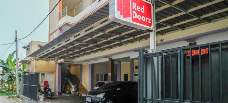 红门酒店-近泗水明日之城购物中心(RedDoorz Near City of Tomorrow Mall Surabaya)图片