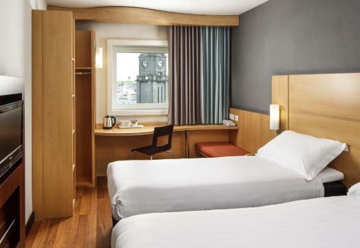 Ibis Aberdeen Centre - Quayside Hotel Overview