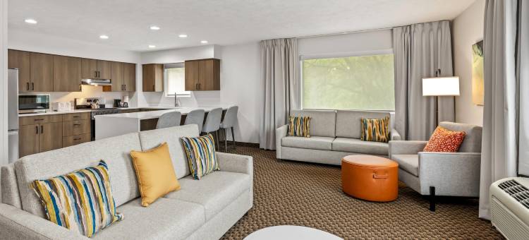 特拉弗斯城舒适酒店(Comfort Inn Traverse City)图片