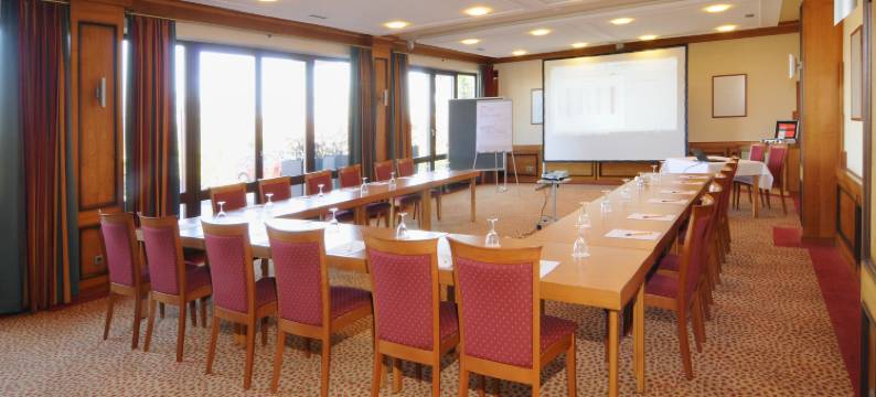 巴特罗达克特勒那图尔酷酒店(Kurhotel Bad Rodach an der ThermeNatur)图片