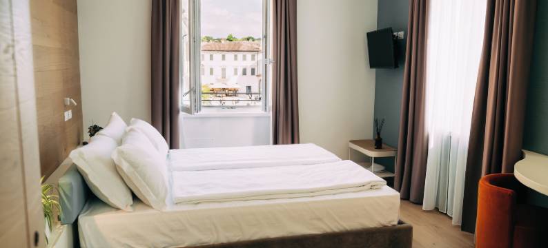 拉齐塞村庄(Borgo di Lazise)图片