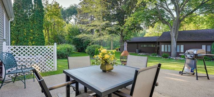 宠物友好的密歇根逃生地，配有庭院和燃气烧烤架！(Pet-Friendly Michigan Escape w/ Patio & Gas Grill!)图片