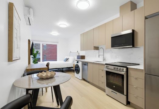 Le Mystral Hotel Overview