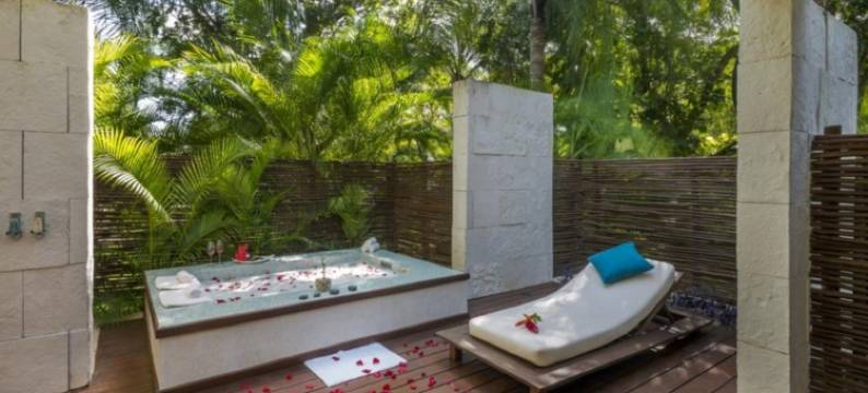 蓝钻豪华精品酒店 -全包式限成人(Blue Diamond Luxury Boutique Hotel)图片