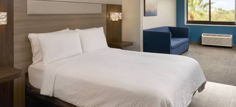 智选假日套房酒店肯德尔东 - 迈阿密(Holiday Inn Express & Suites KENDALL EAST - MIAMI by IHG)图片