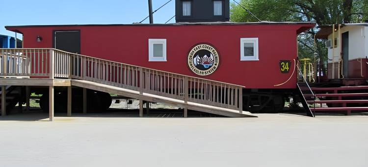红色守车餐厅汽车旅馆(Red Caboose Motel & Restaurant)图片