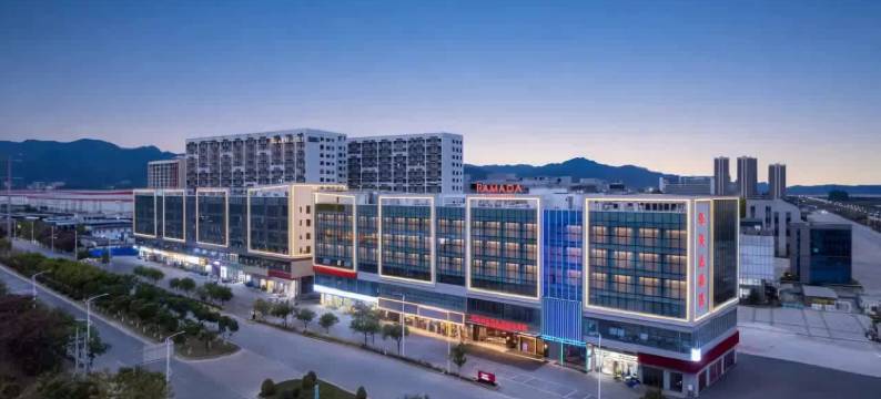 四会大旺华美达酒店(中兴商业广场店)图片