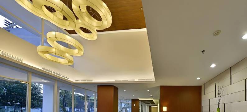 微姿普莱姆帕加加阳博格尔酒店(Whiz Prime Hotel Pajajaran Bogor)图片