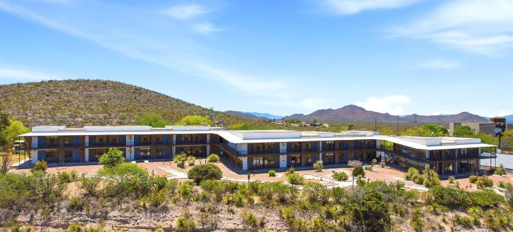 贝斯特韦斯特SureStay精选图姆斯顿瞭望山林小屋(Tombstone Lookout Lodge, SureStay Collection by Best Western)图片