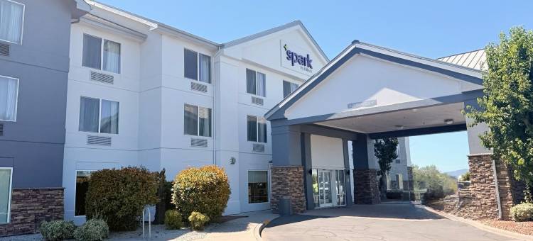 森特勒尔波因特梅德福 Spark 酒店 by Hilton(Spark by Hilton Central Point Medford)图片